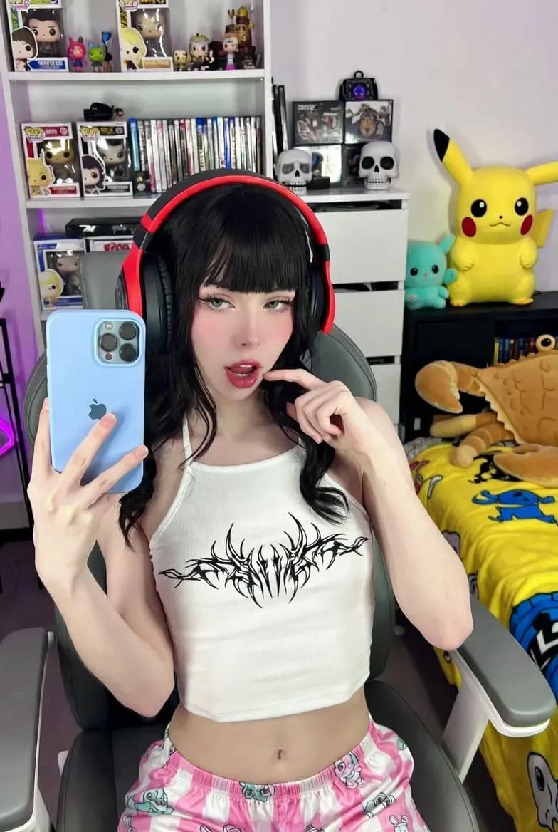 Gamer Vibes: A Snapshot of Playful Aesthetics